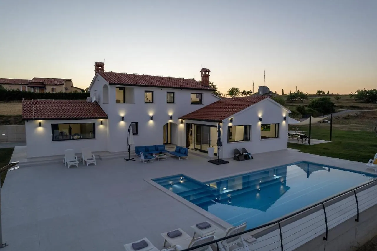 Villa Panorama Buzet Hırvatistan